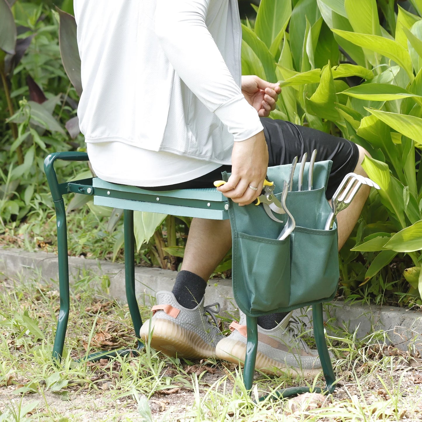 Foldable Garden Kneeler Bench W/ EVA Pad and Tool Pouch